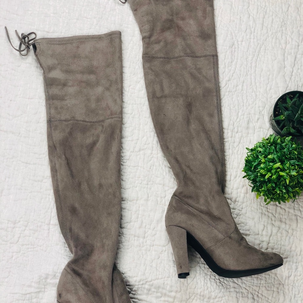 STEVE MADDEN TAUPE SUEDE OVER THE KNEE BOOTS